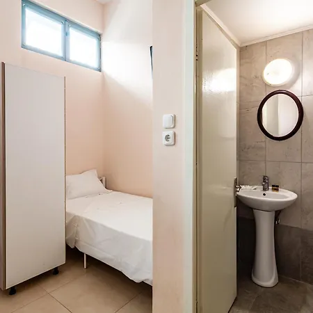 Appartement Στούντιο Στη Στοά Βαρβουτσή#8 à Kalamata Extérieur photo